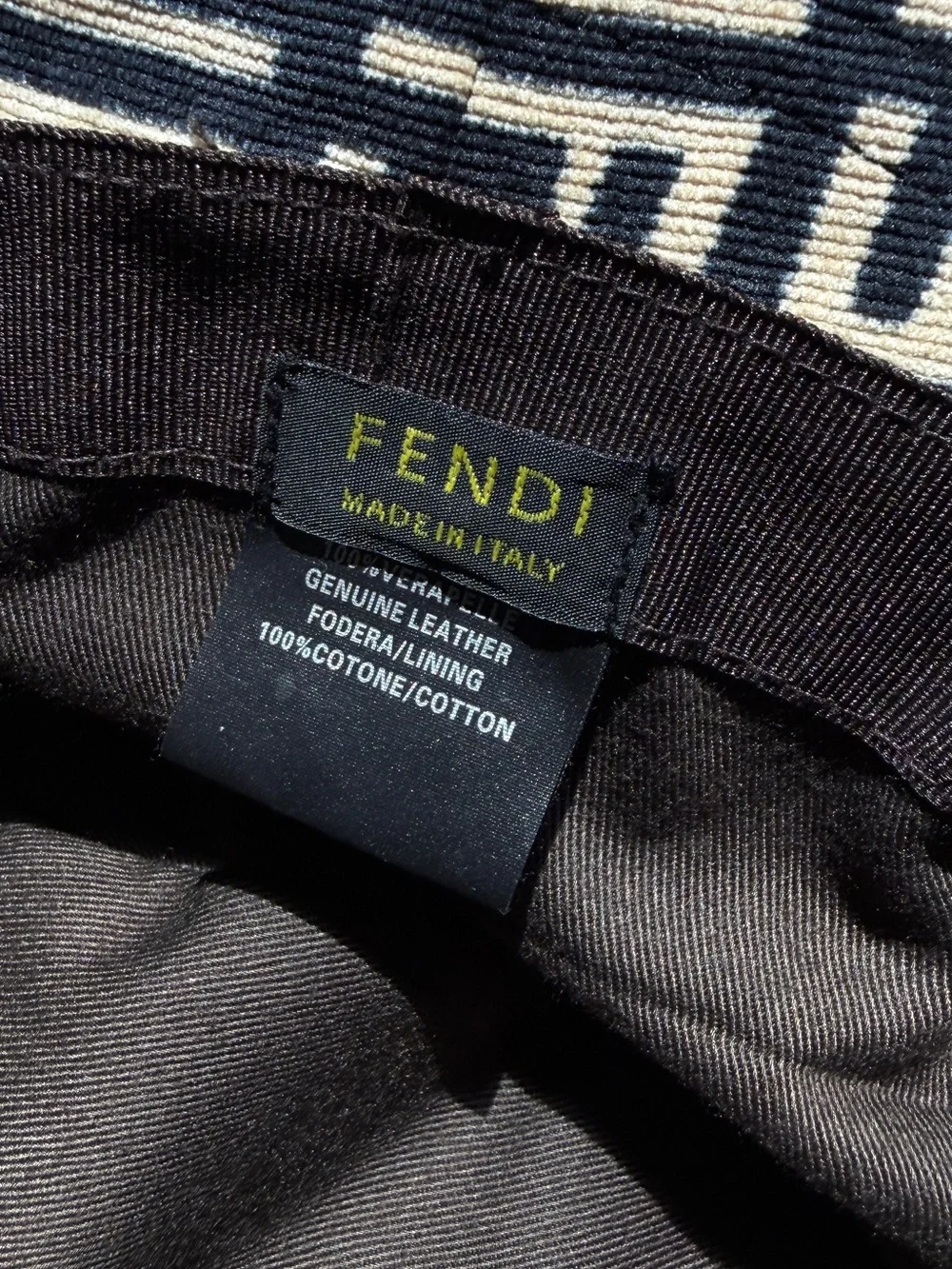 FENDI vintage 90s hat 🎩 Trotter FF
